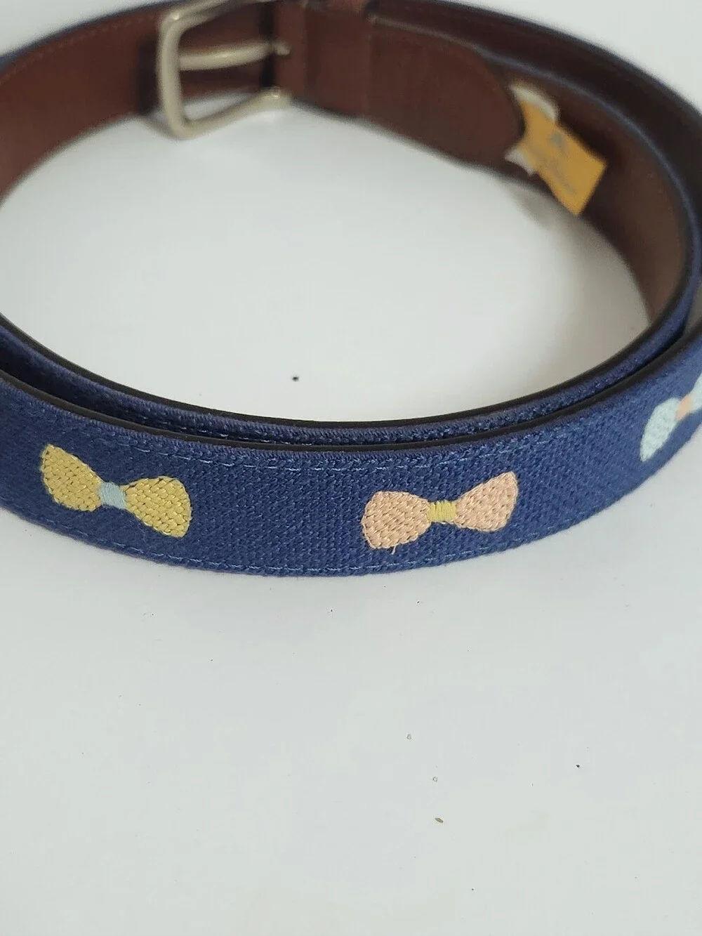 Tommy Bahama Needlepoint Belt Bowtie Large 38 40